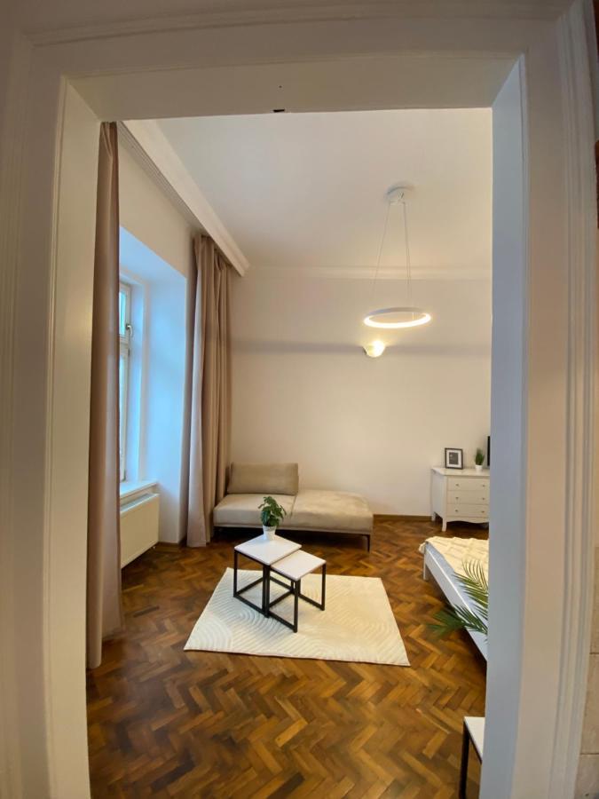 Apartment In City Center Košice Exteriér fotografie
